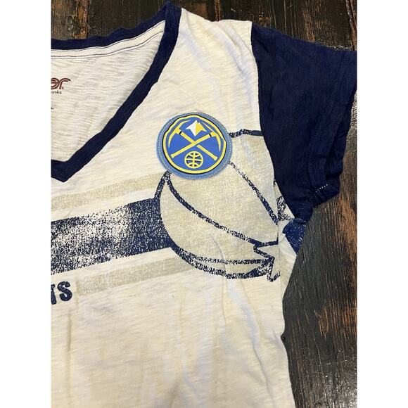 Denver Nuggets Women’s V-Neck T-Shirt G-III 4Her by Carl Banks Size XL Blue Gray - Picture 2 of 7
